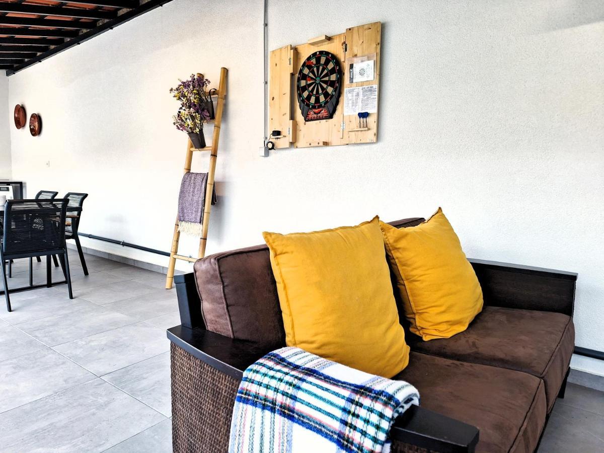 Tilias House Apartment โกวิลา ภายนอก รูปภาพ