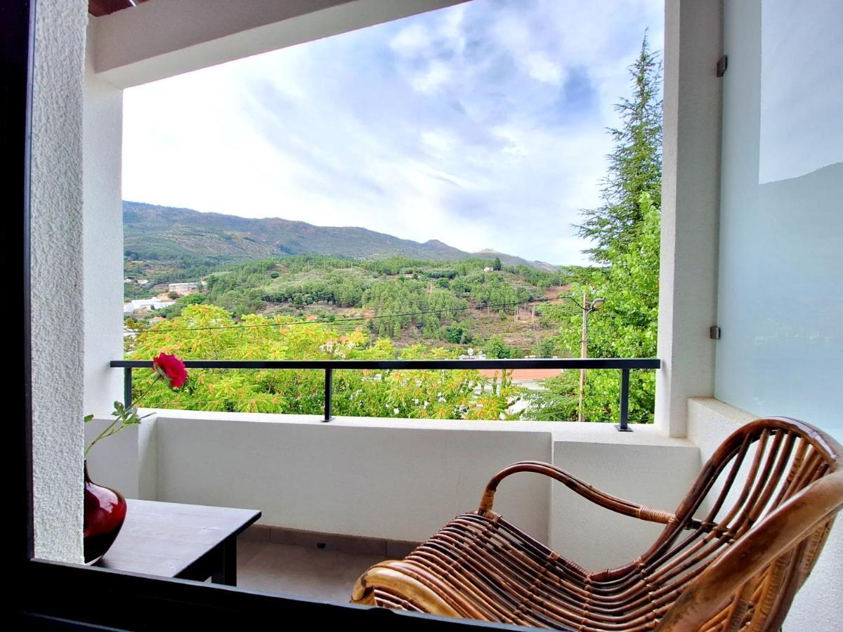 Tilias House Apartment โกวิลา ภายนอก รูปภาพ