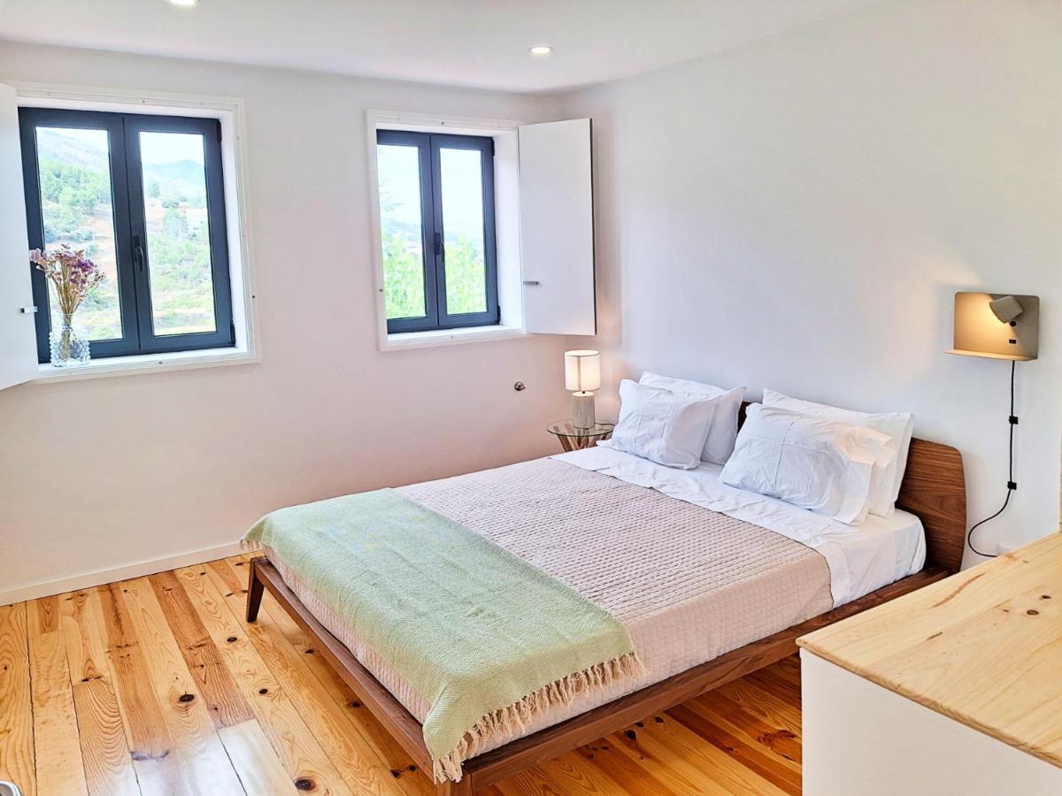 Tilias House Apartment โกวิลา ภายนอก รูปภาพ